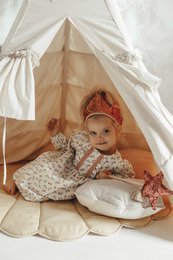 Tipi-Zelt „Folk“ mit Rüschen und Stickerei