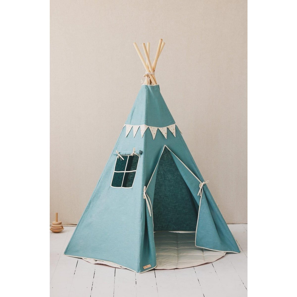 Tipi „Gold Star“ mit Girlande und Matten-Set