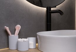 Minimalist Marble Bathroom and Vanity Organizer Set – Ribbed Design | Makeup Brush Holder, Cotton Pad Dispenser and Cotton Swab Container