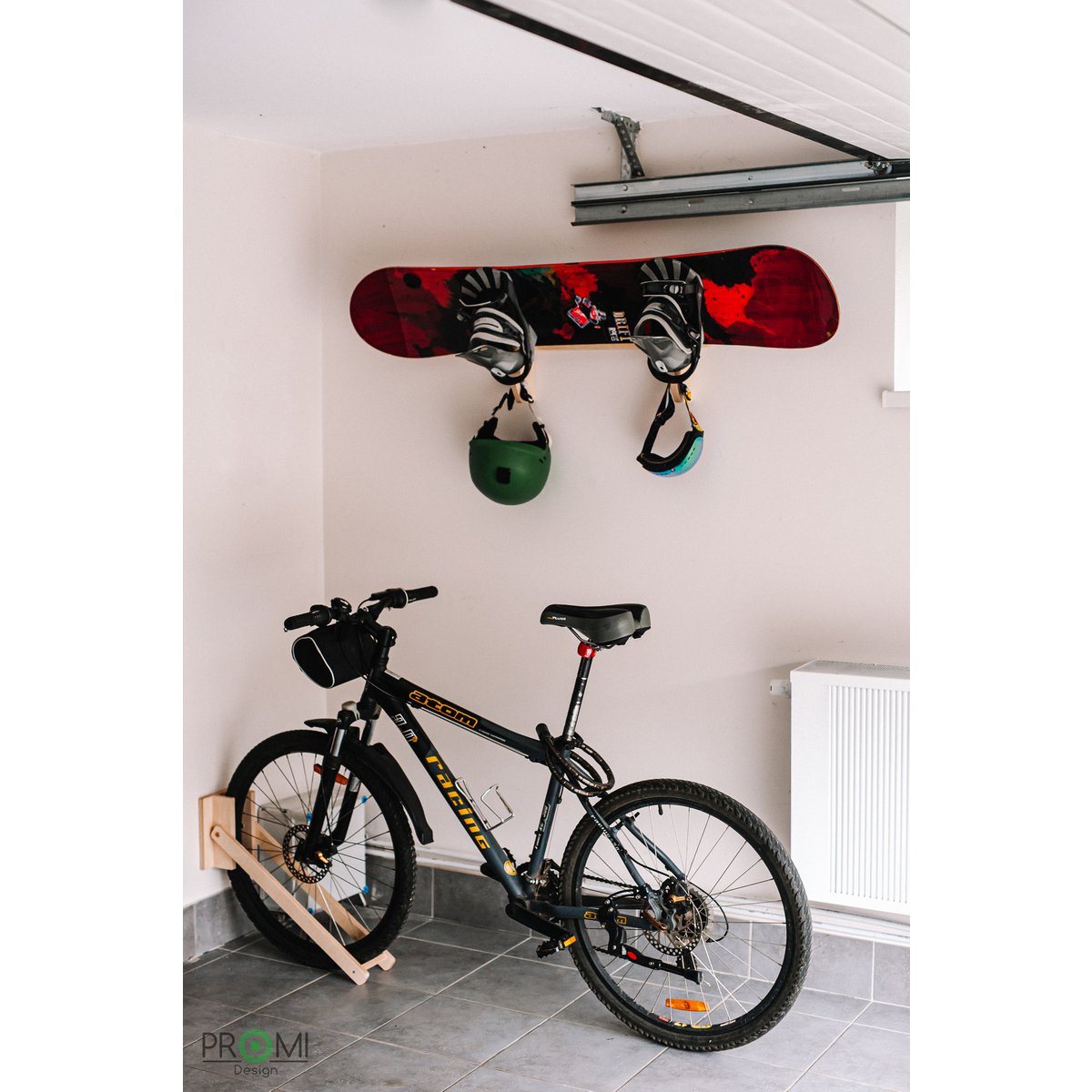 Bicycle rack, Wood bicycle wall stand