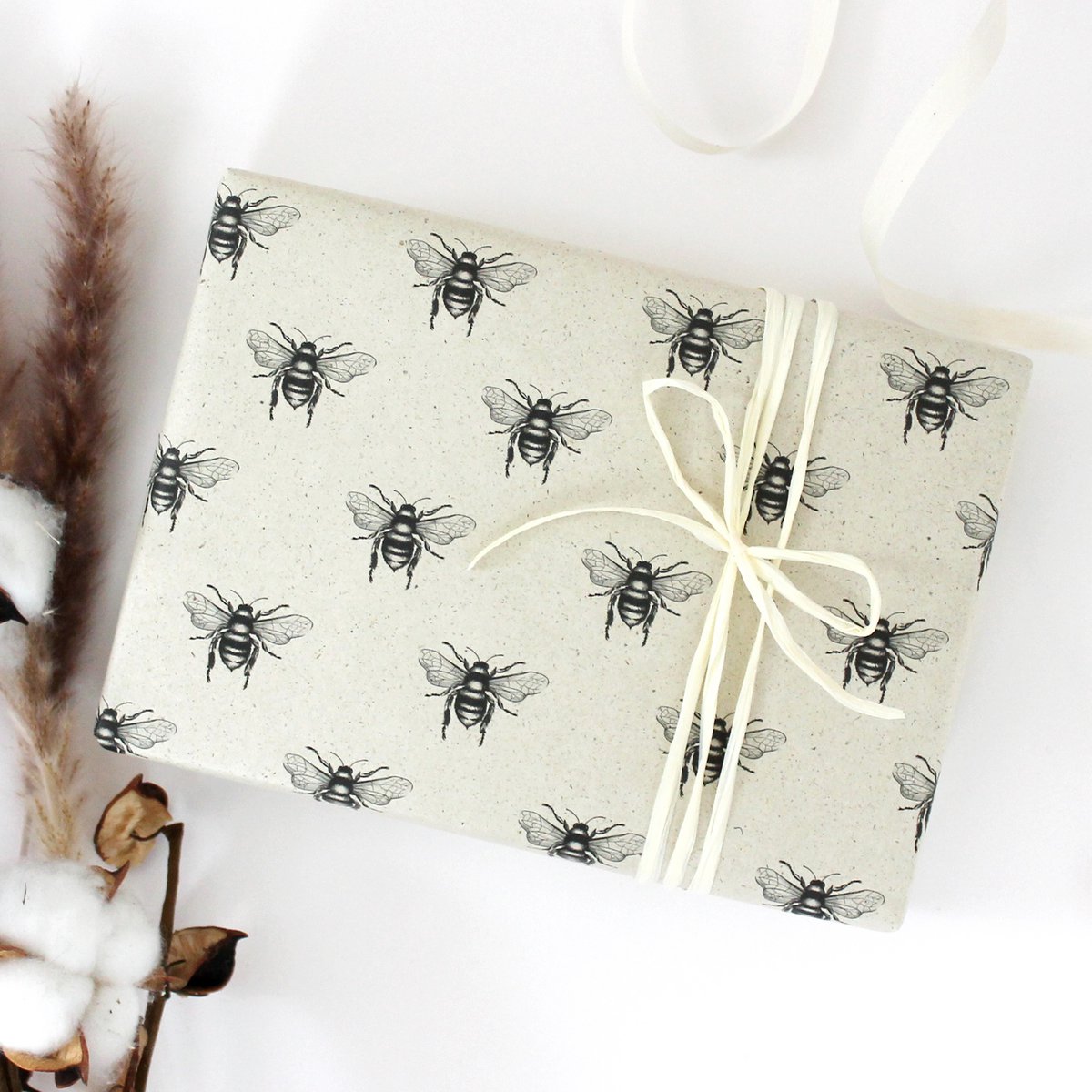Geschenkpapier Bogen aus Graspapier, 70x50cm, Wildbiene