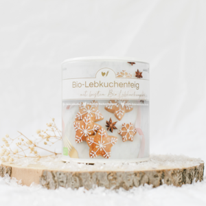 Organic baking mix organic gingerbread dough