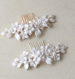 Horquillas nupciales de flores de cerámica hechas a mano