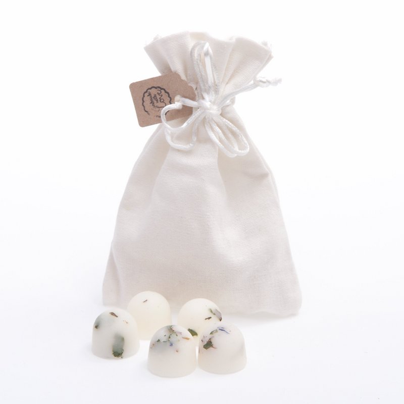 Scented Natural Wax Melts in Linen  - Jasmine