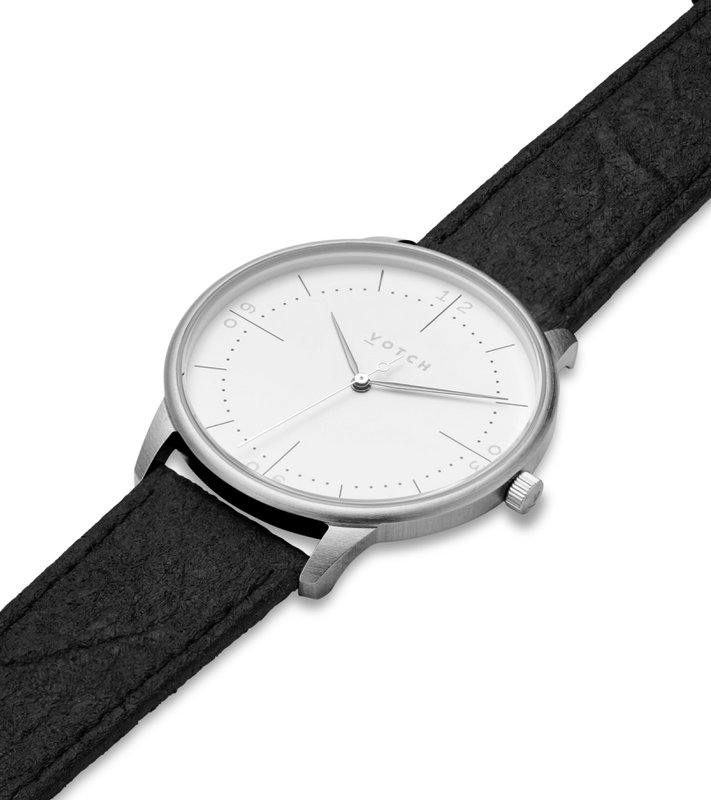 Sølv & Piñatex | Aalto