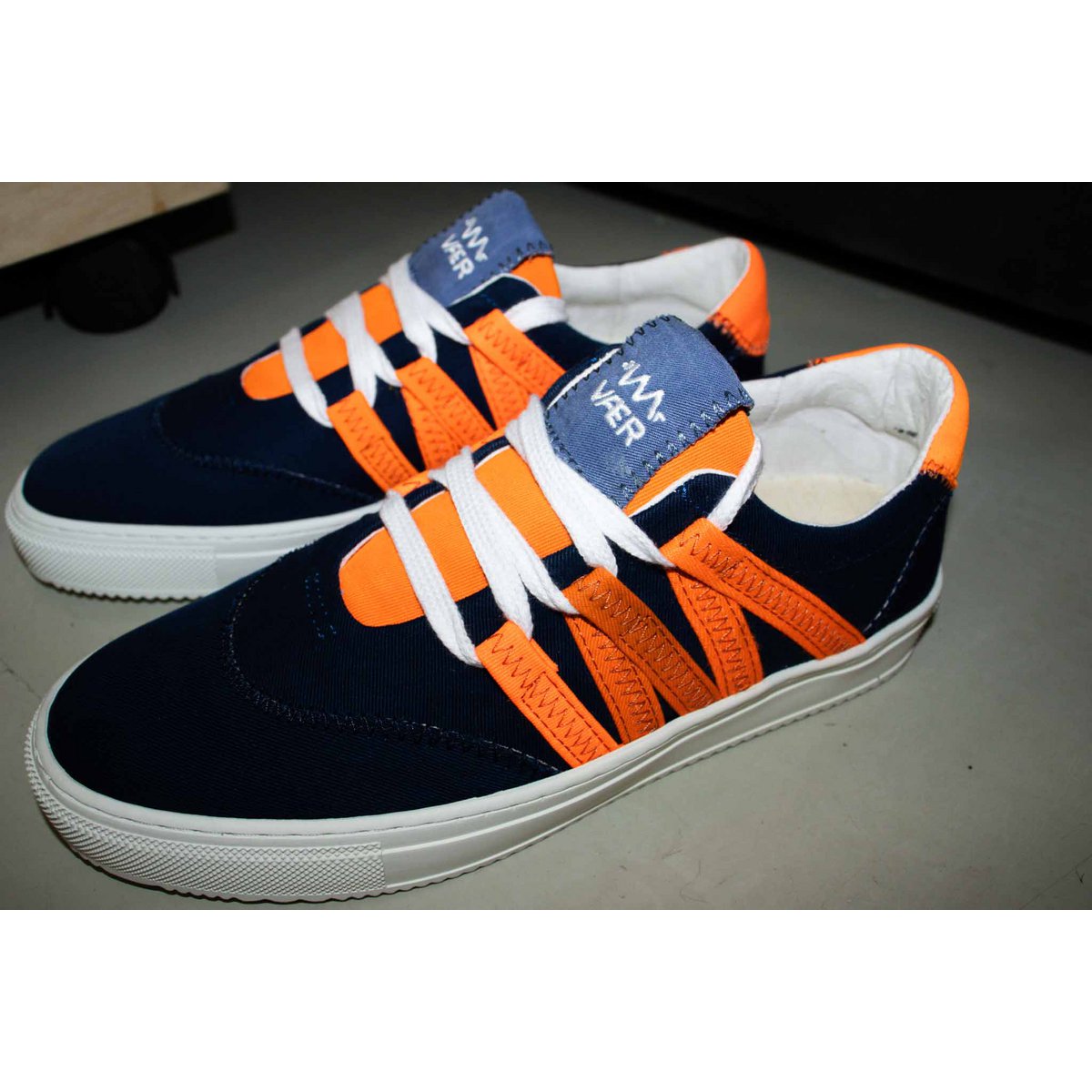 STARK Baskets Phoenix Noir Orange