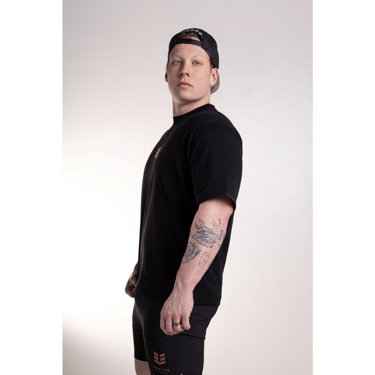 Empire Embody Oversize T-shirt unisex - Duurzaam, duurzaam, hoog verkooppercentage, gemaakt van 250 gsm biologisch katoen met geborduurd logo