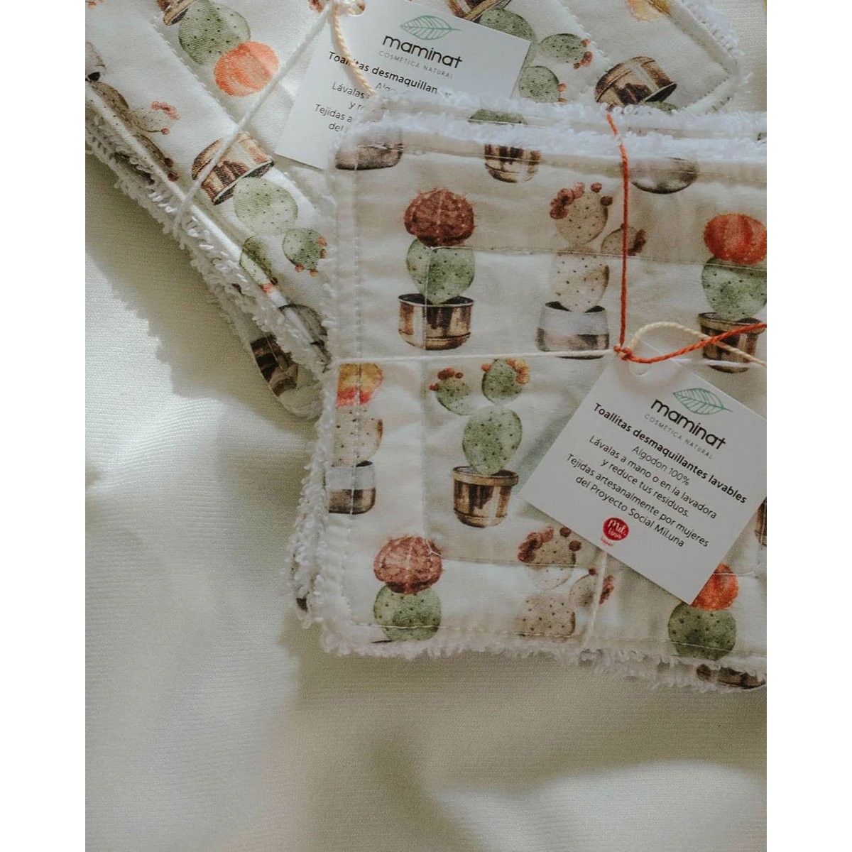 Washable makeup remover wipes
