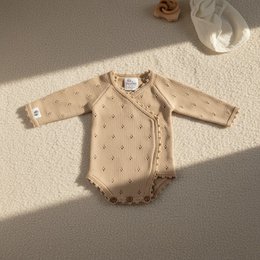 Tutina per bebè lavorata a maglia Nuvinokids® Soft Beige