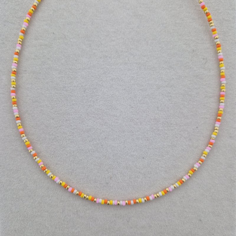 Kort perlehalskæde Miyuki | Pink, orange, gul