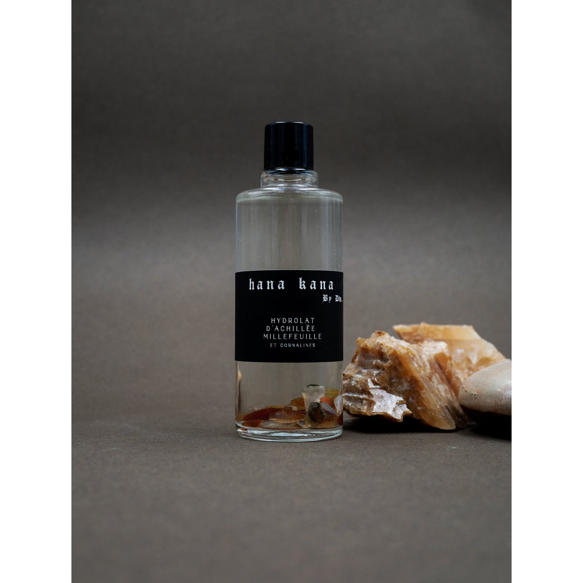 Yarrow hydrosol og carnelians
