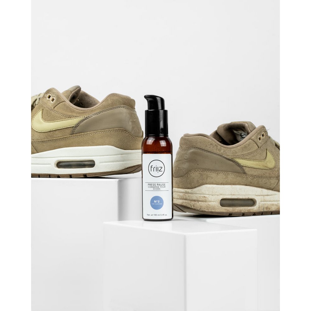The Cleanser | Sneaker cleaning concentrate with shoe brush