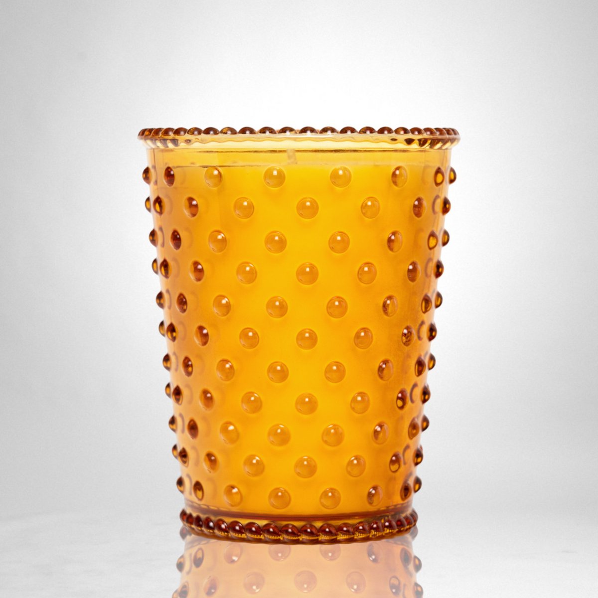 Simpatico Hobnail Glass Candle 16oz %2313 Hoguera de madera de cedro