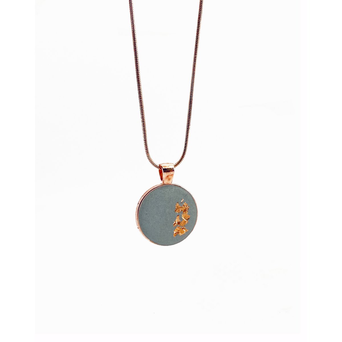Jewelry set // concrete MEDA 1