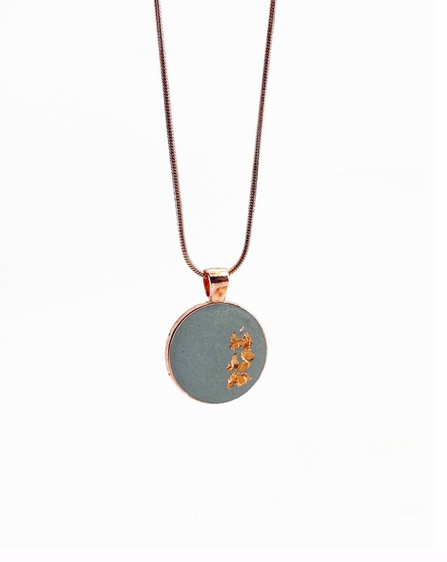 Parure di gioielli // Concrete MEDA 1
