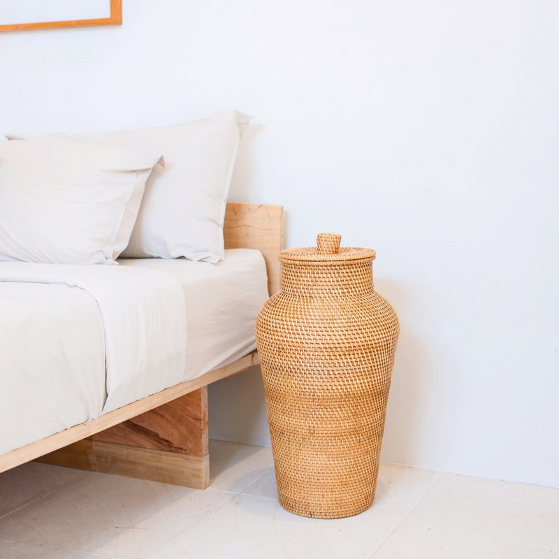 Woven Rattan Vase Round – Large Boho Decorative Vase – Vase Tall & Narrow – Floor Vase Handmade from Natural Fibres (Ø 30 cm) KIDUNG