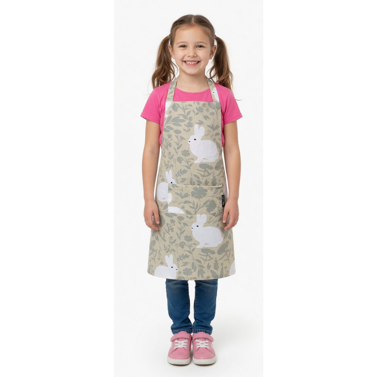 Rabbit apron child
