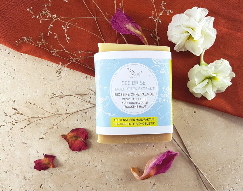 SEE BREEZE with wild rose / rose hip extract