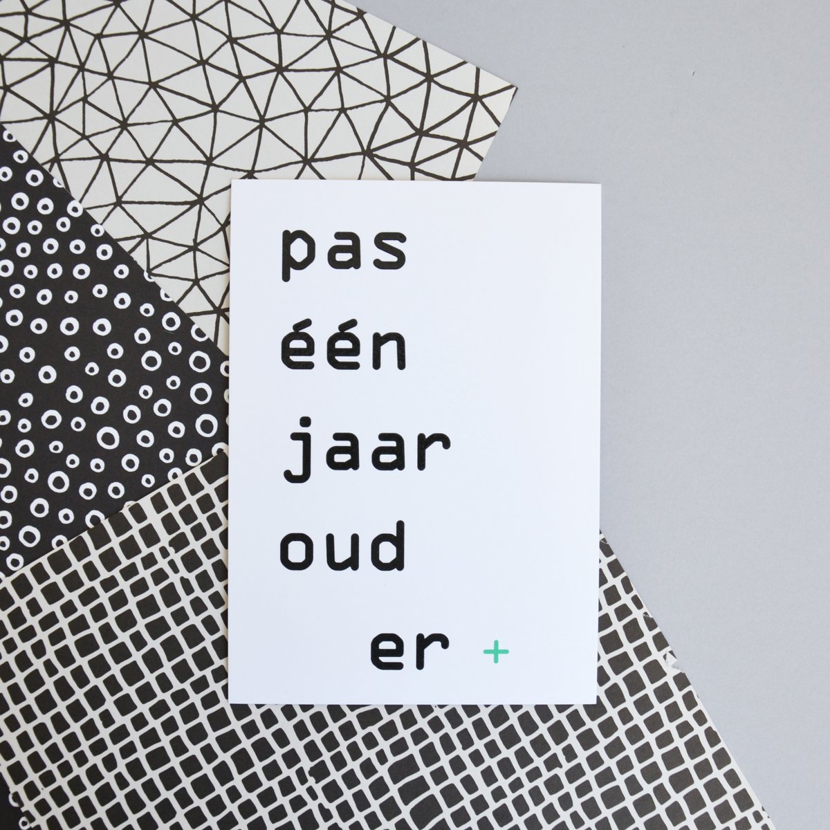 'kun et år ældre'