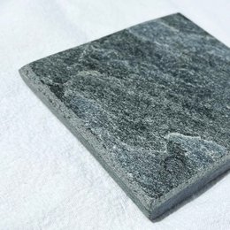 Untersetzer | Gemeißelter Schiefer 4er-Set | 10x10cm