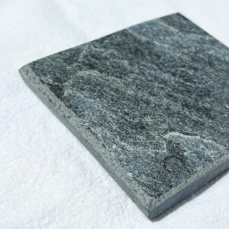 Untersetzer | Gemeißelter Schiefer 4er-Set | 10x10cm