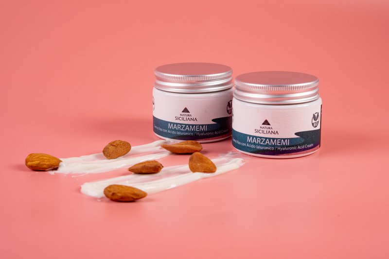 Crema Viso Anti-Age con Acido Ialuronico