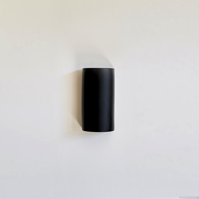 Ceramic wall lamp - Matte black