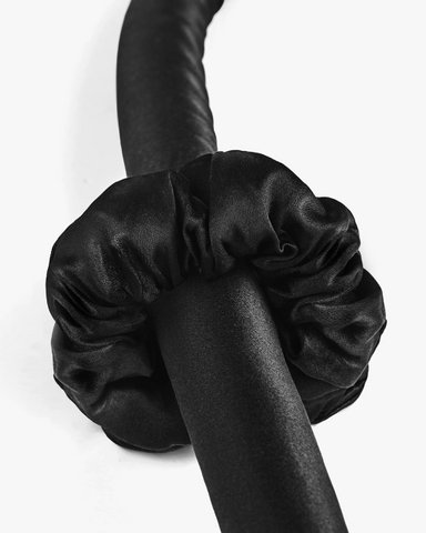 Lockenstirnband und Scrunchie-Set aus Seide