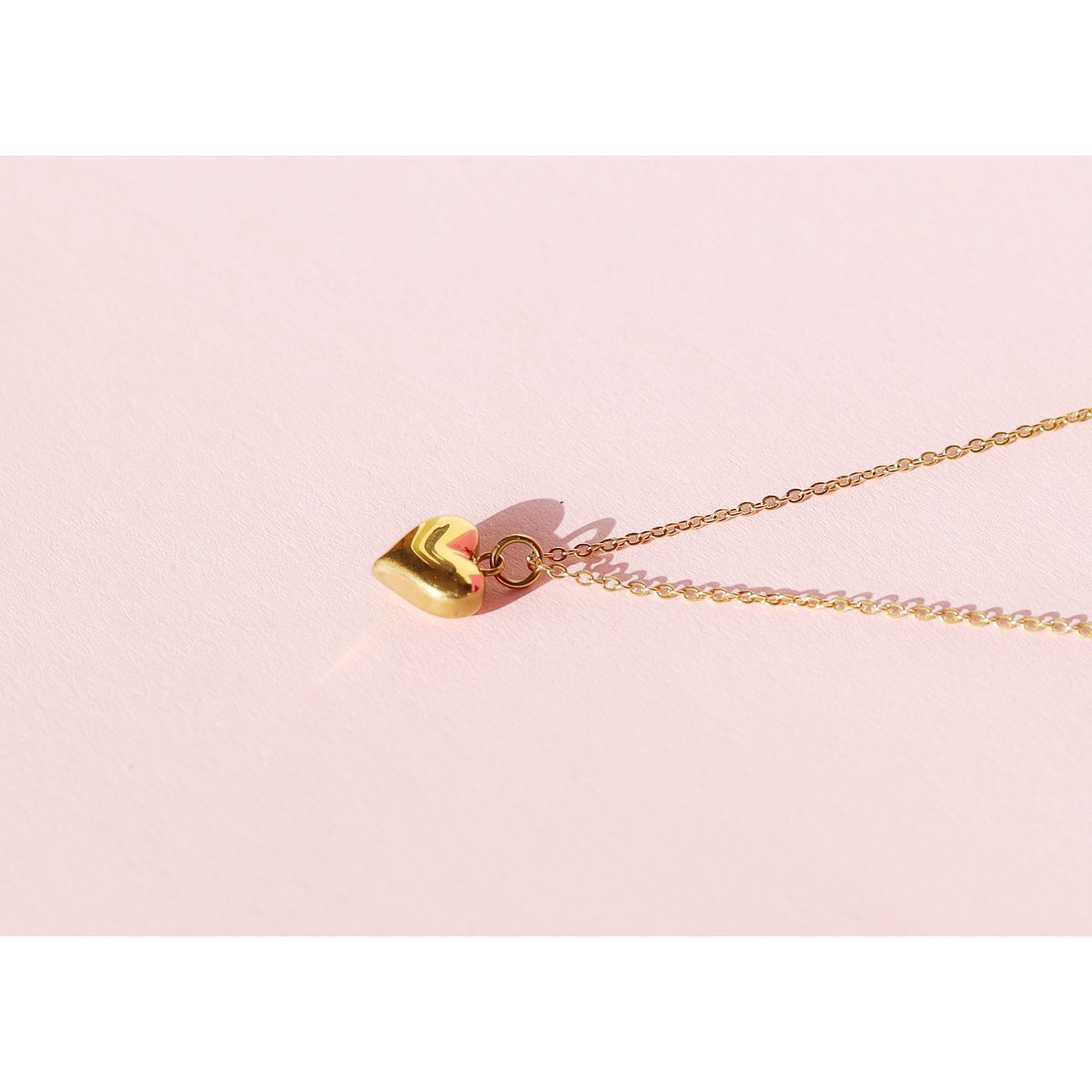 Linett - Gepofte gouden hart hanger ketting