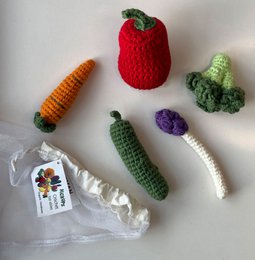 Set da 5 verdure all'uncinetto “Early Summer” per negozi di alimentari e cucine per bambini