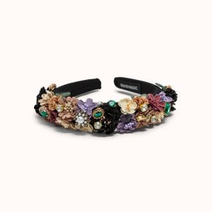 Hair ripening flowers black