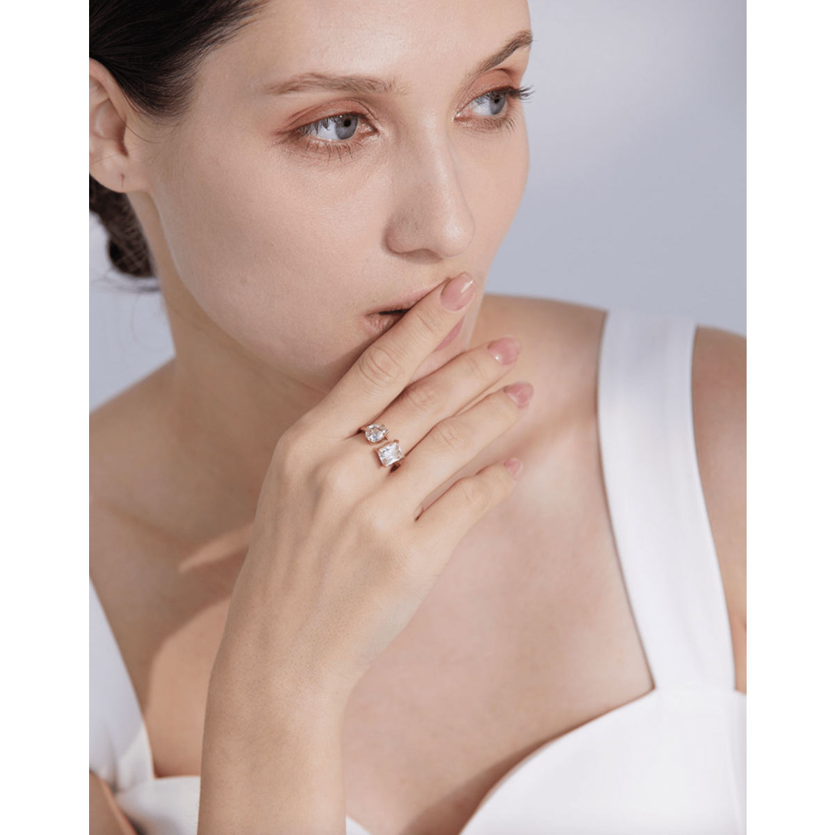 Helena - Pæreformet forlovelsesring vintage