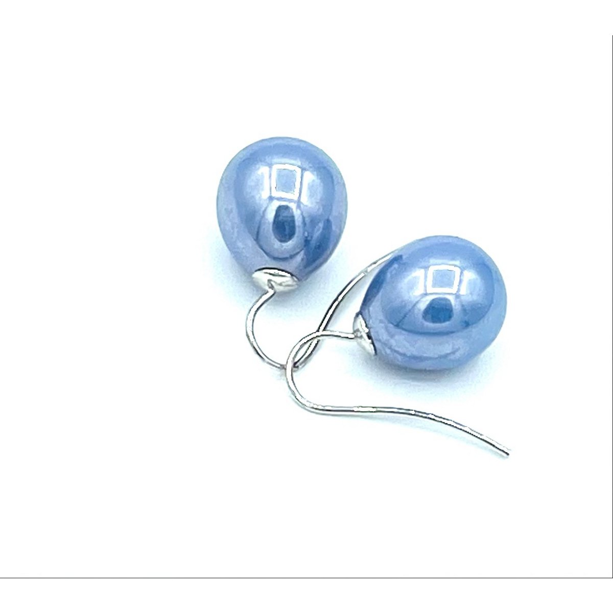 Pearl earrings classic color fresco blue