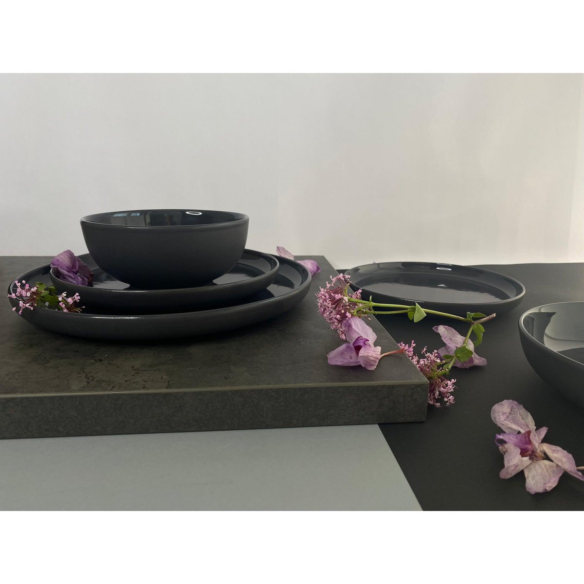 Elements Fossil Grey Dessert Plate