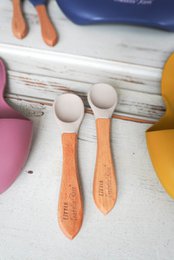 Silicone spoon beige 14 cm Little Isabelle Rose