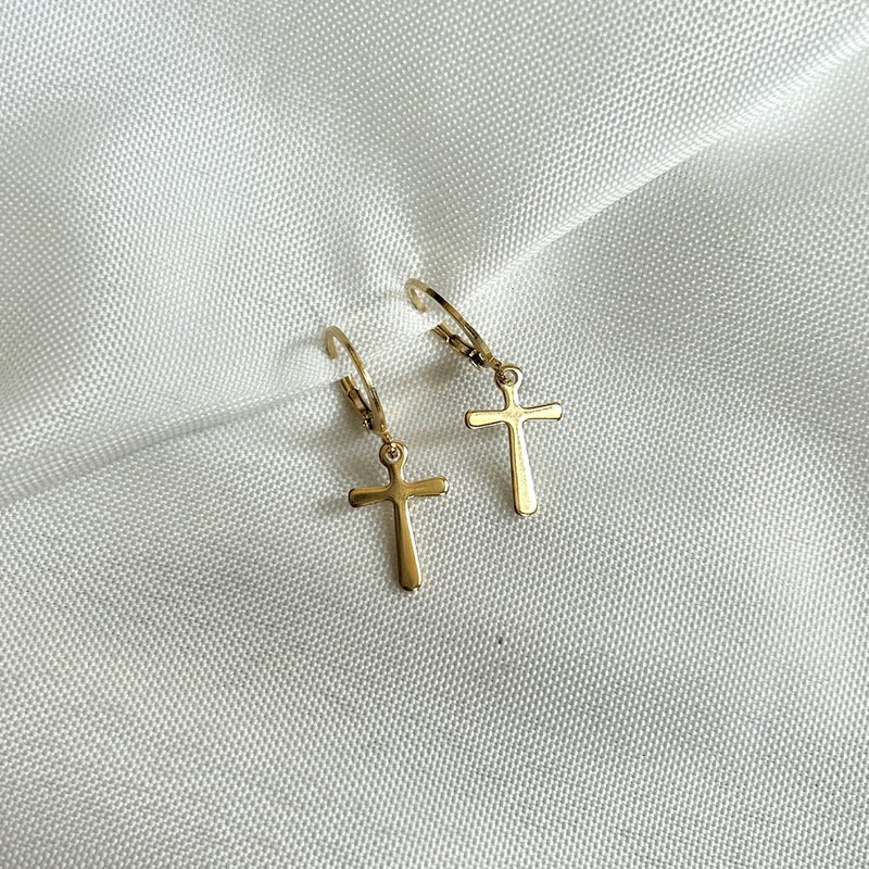 Cross Oorbellen Goud