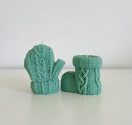 Handgegossener Schuh aus Kerzenwolle
