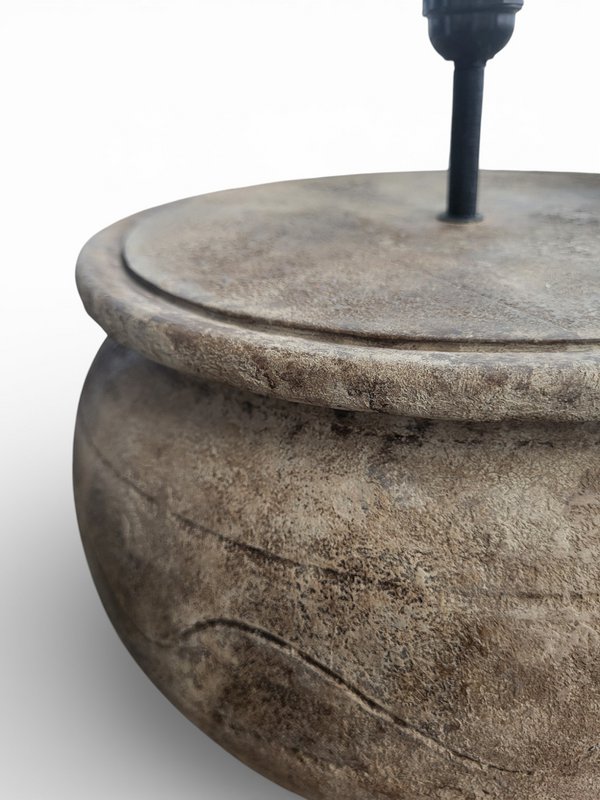 Terra Bruta - Håndlavet Terracotta Bordlampe - Håndlavet i portugal