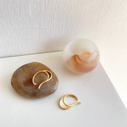Cuffia auricolare minimalista a doppio cerchio opaco - un pezzo