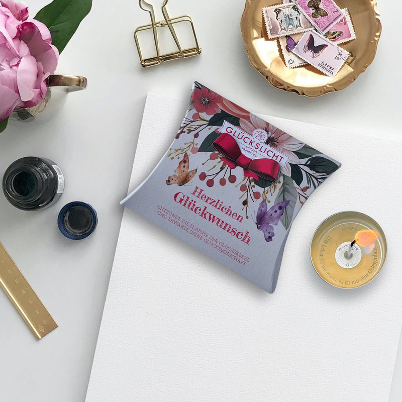 Lykkelys / I gaveæsken med udskåret sløjfe 🎀 / Hjertelig / Tillykke / VE 15