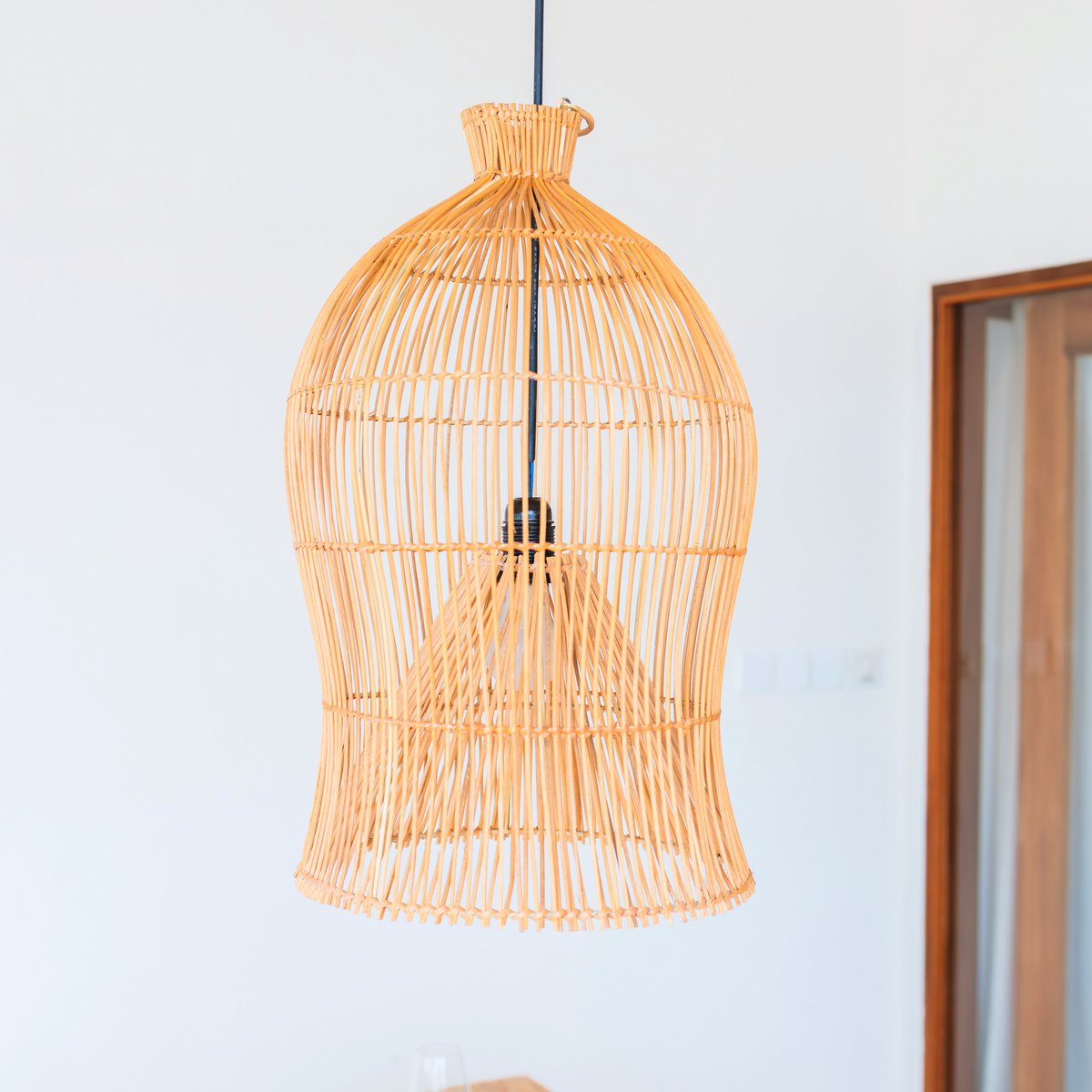 Rattan-Lampenschirm – Boho-Hängelampe – Deckenlampe zum Aufhängen – Boho-Deckenleuchte MAHARA (Ø35 cm)