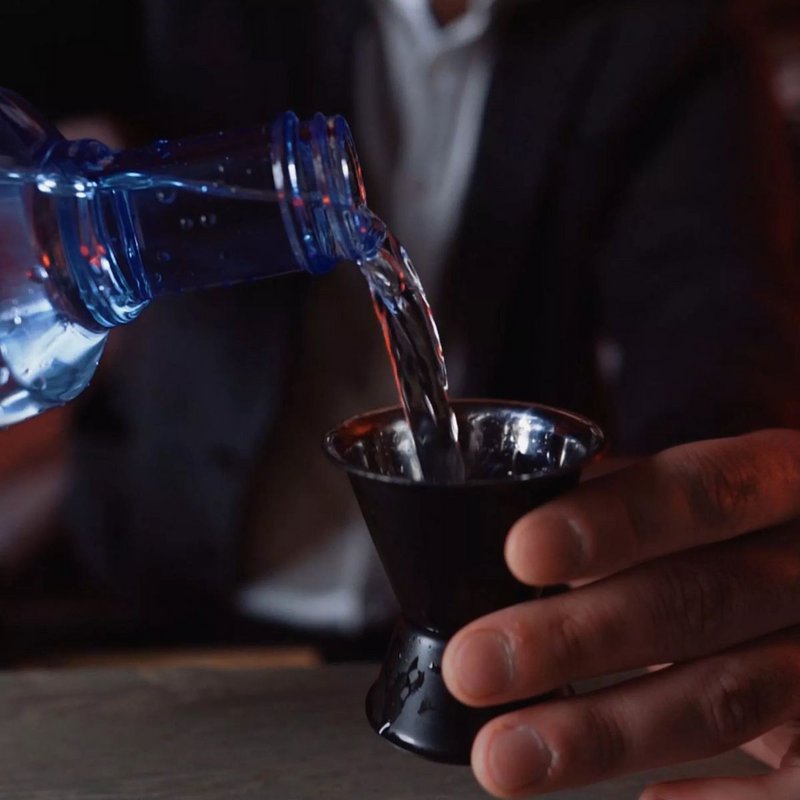 750 ml cocktail shaker and 4 cl alcohol dispenser Fackelmann Specter