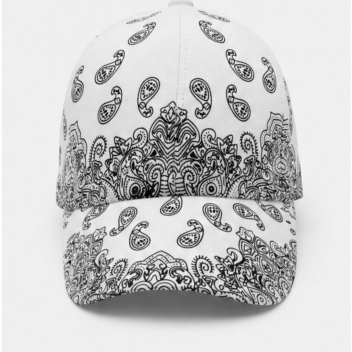Wit Paisley Print Wit