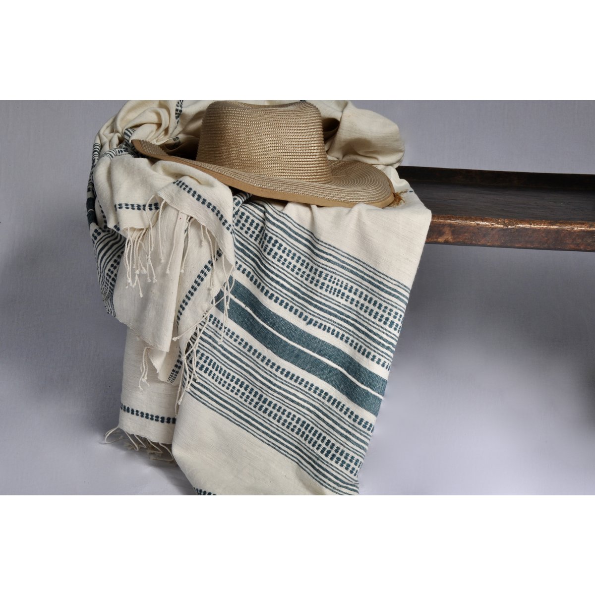 Throw - Genale Beach Sheet ivory/teal - Handmade Copy