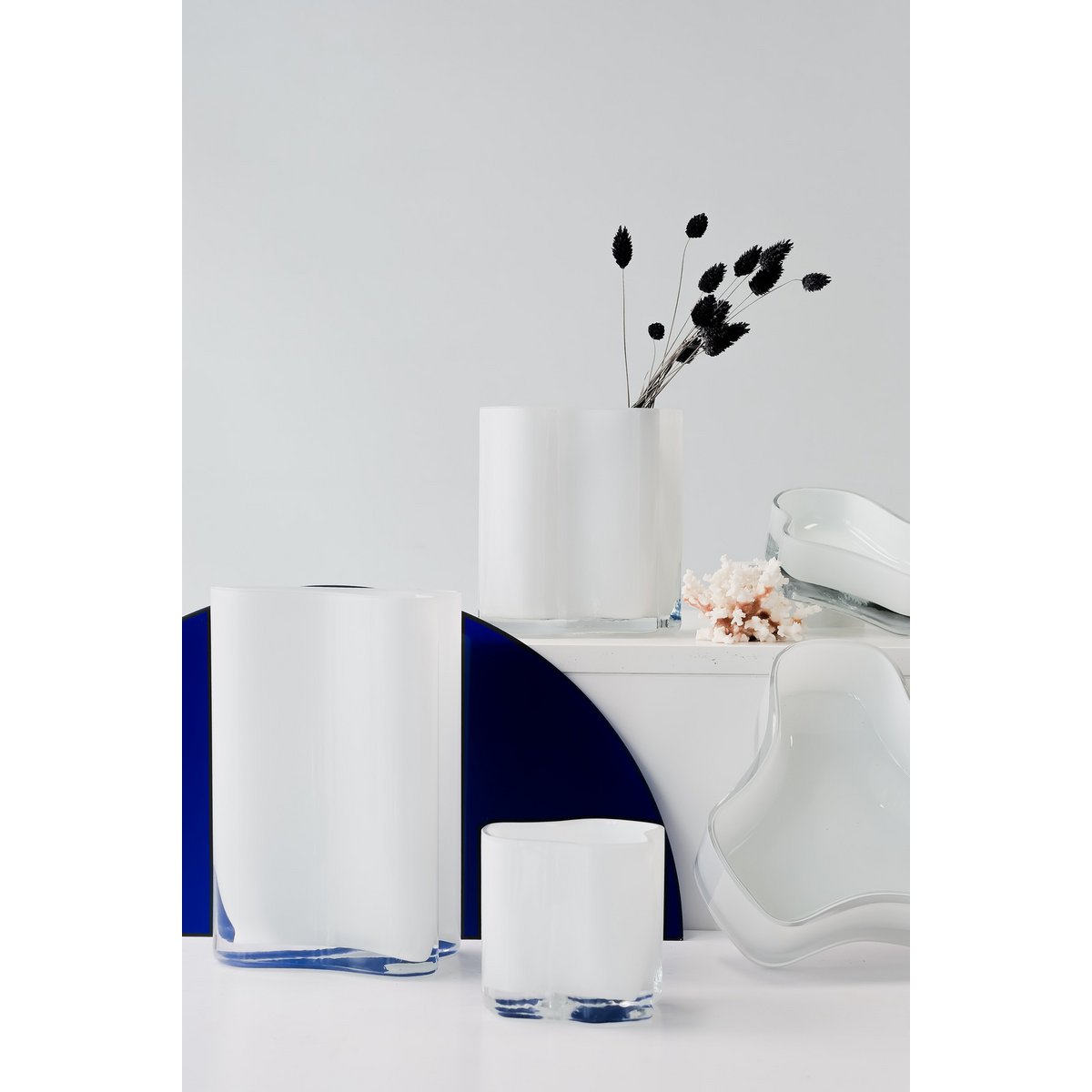 New modern design vase inspired by CORAL and Aalto, middle size, COR20WH