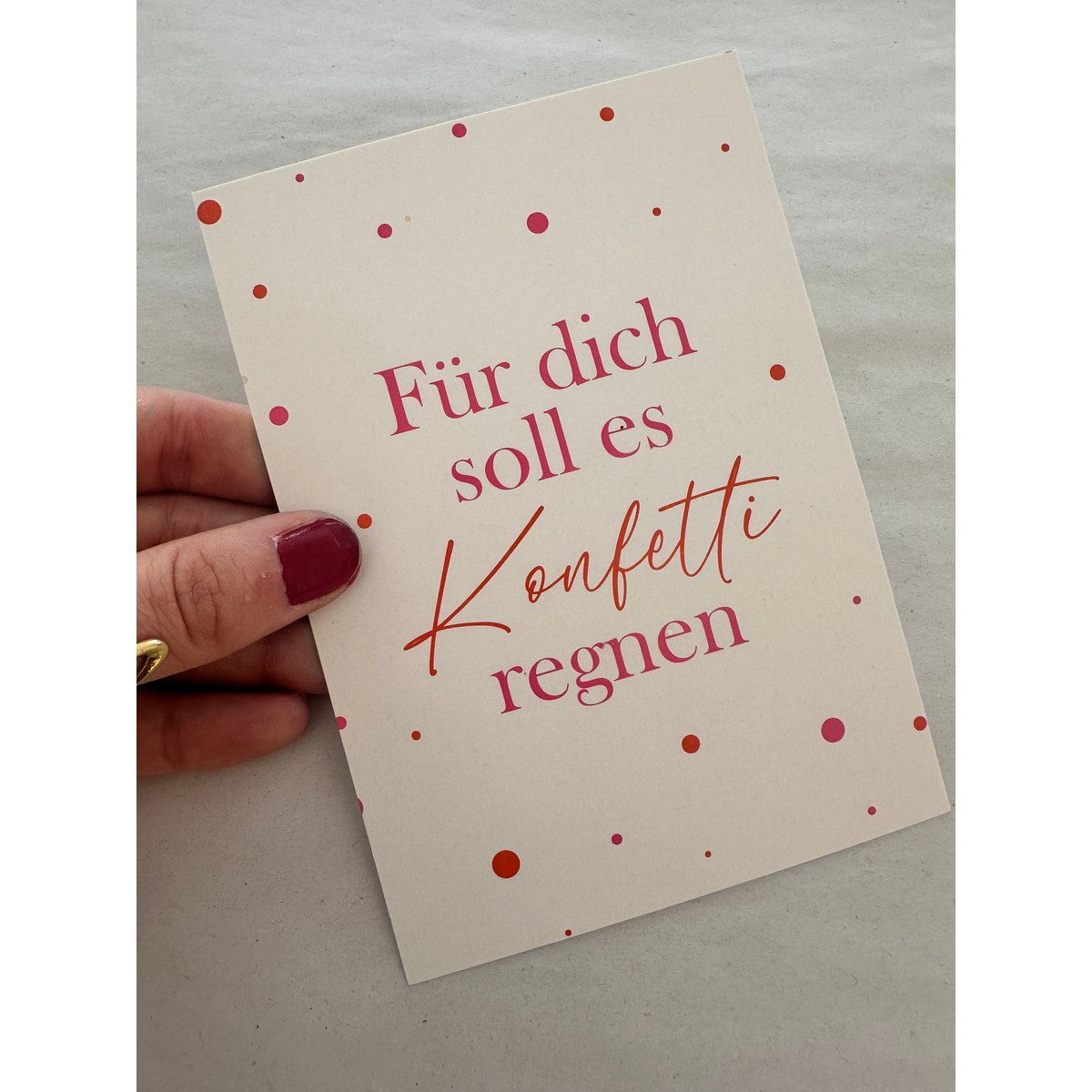 Ansichtkaart voor je zou confetti moeten regenen