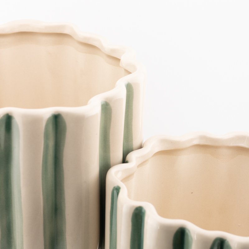 Vaso in ceramica rigato verde