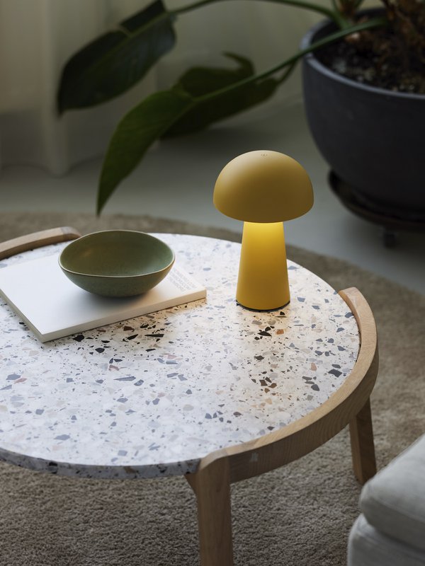 BORDLAMPE MOVE ME STØVET GUL