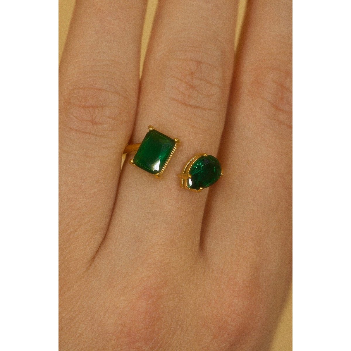 Helena - Pæreformet forlovelsesring vintage