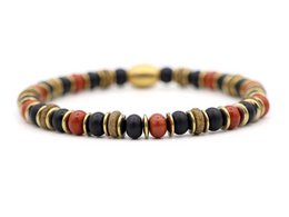 Enam segara rode jaspis, onyx (zilver of goud)